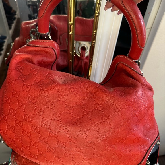 Gucci Red Tassel Shoulder Bag - Picture 7 of 10